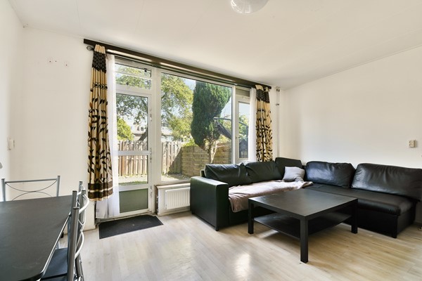 Photo - Under offer: Paul Scholtenstraat 96, 1063 NH Amsterdam